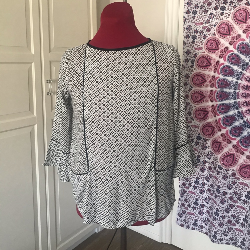 Loft Blouse - Picture 4 of 5